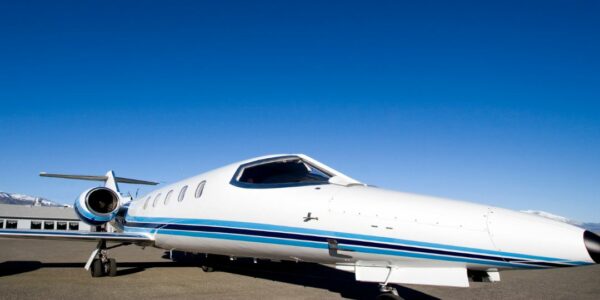 rent a bombardier learjet 35 globaly