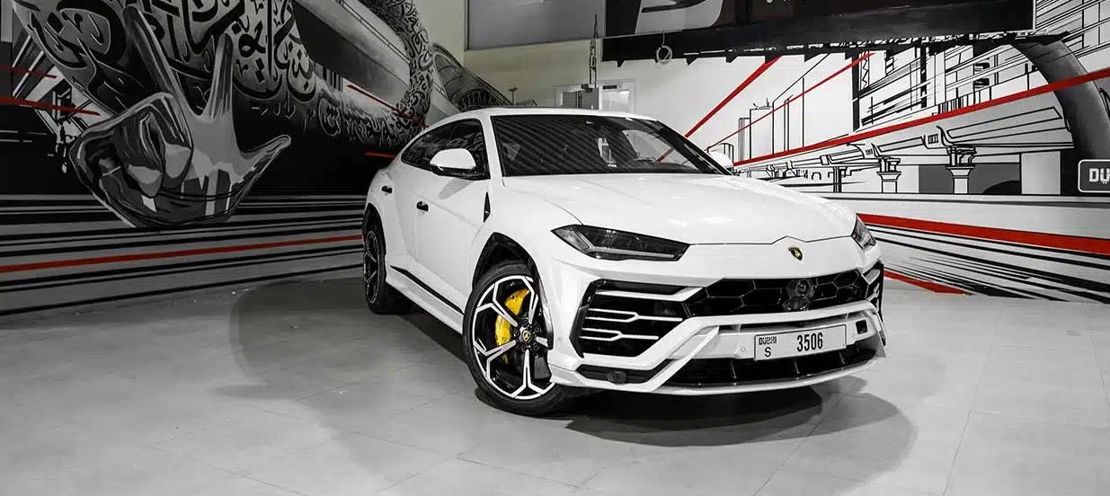 rent a Lamborghini Urus in Dubai