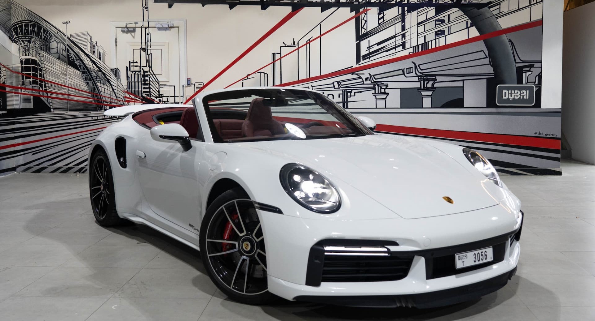 rental of Porsche 911Turbo Cabriolet in Dubai