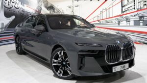 BMW 740i