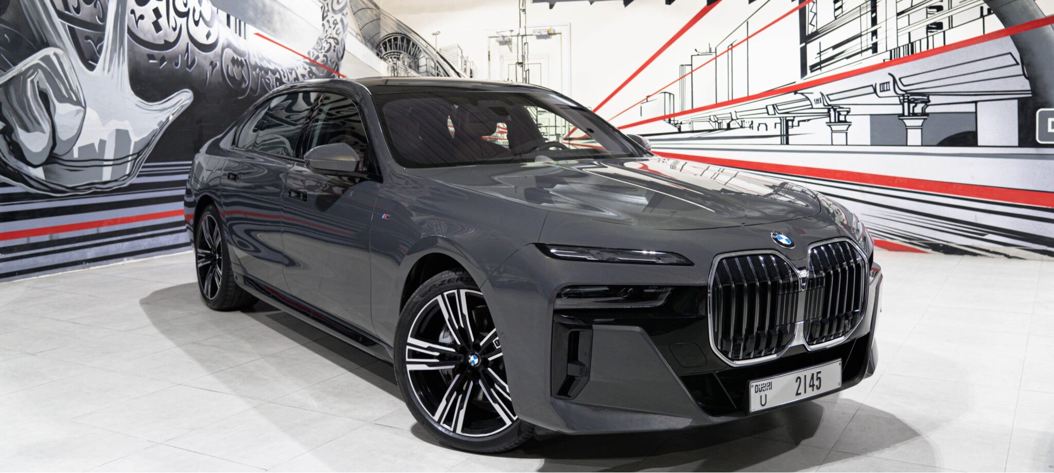 Rent a BMW 740i in Dubai