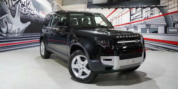 rental of Land rover defender in Dubai