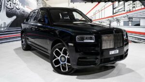 Rolls-Royce Cullinan Black-Budge