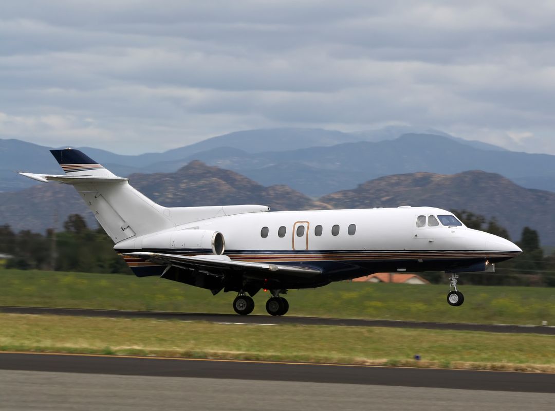 rent a Beechcraft Hawker 700A globaly and Mykonos