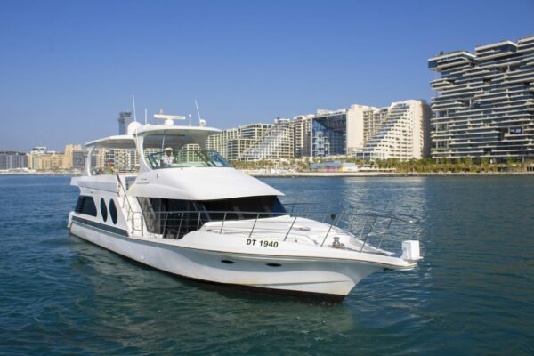 yacht rentals in Dubai