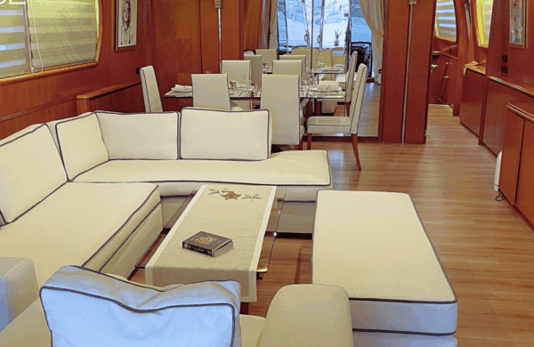 Falcon 92ft Yacht - Image 6