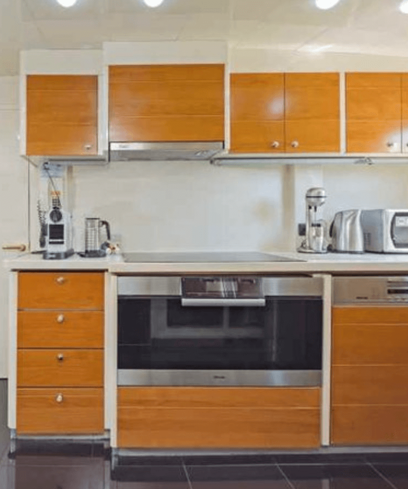 Falcon 92ft Yacht - Image 8