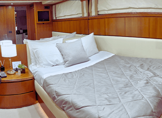 Falcon 92ft Yacht - Image 13