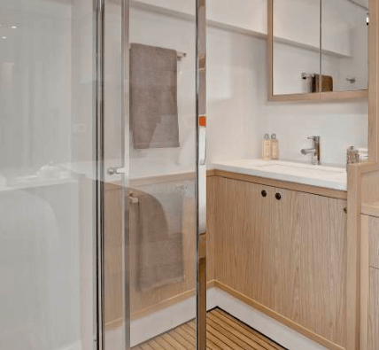 Lagoon 45ft Catamaran - Image 6