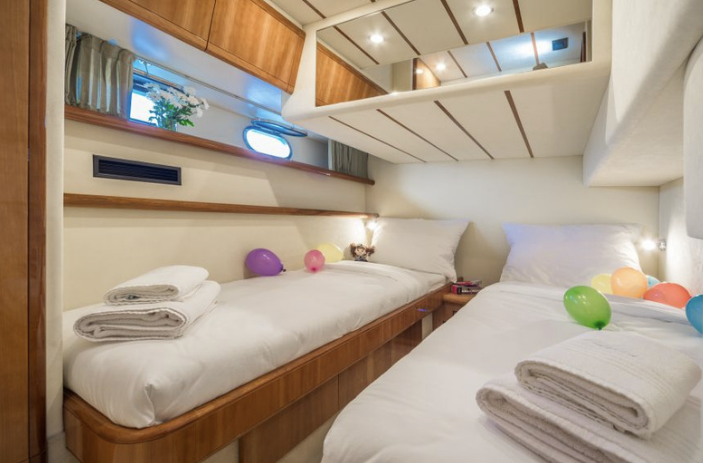 Ferretti 53 - Image 10