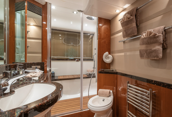 Princess 72 - Image 11