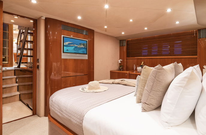 Princess 72 - Image 12
