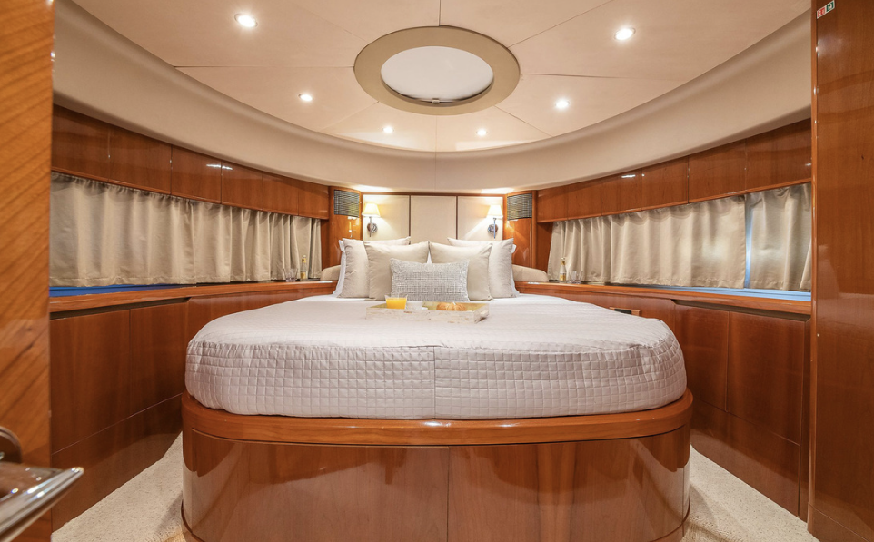 Princess 72 - Image 14
